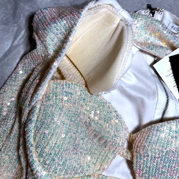 Fashion Nova Sequin Extra Long Sleeve Crop Top - Picture 3 of 6